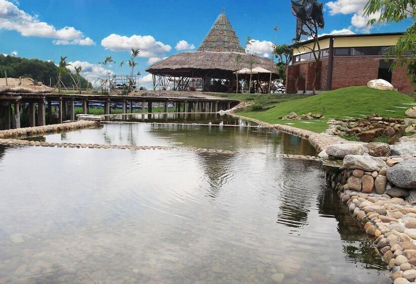 هتل Hamya Hotsprings And Resort