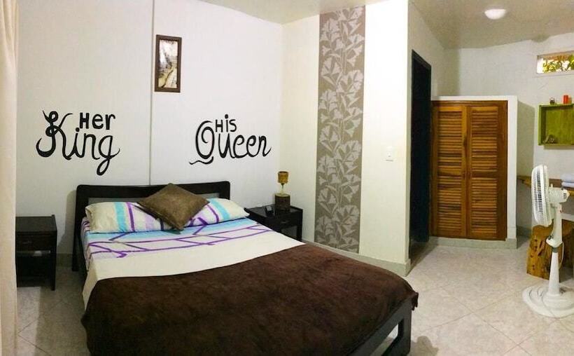 酒店 Hostel La Rosa Nautica