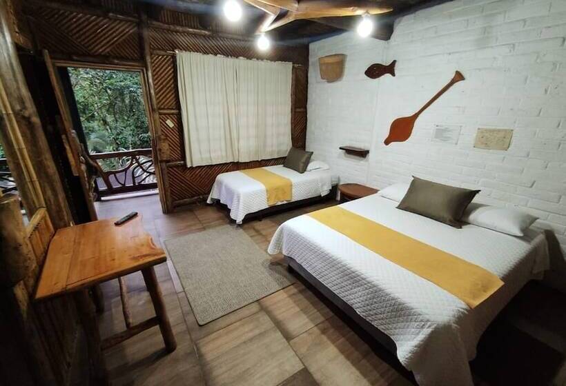 هتل Hosteria Flor De Canela