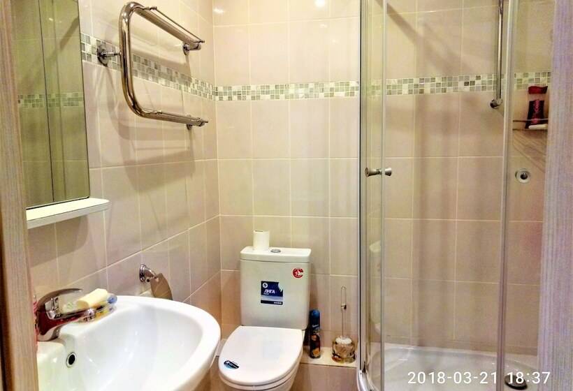 هتل Kakdoma Apartment Suhanovskaya 5