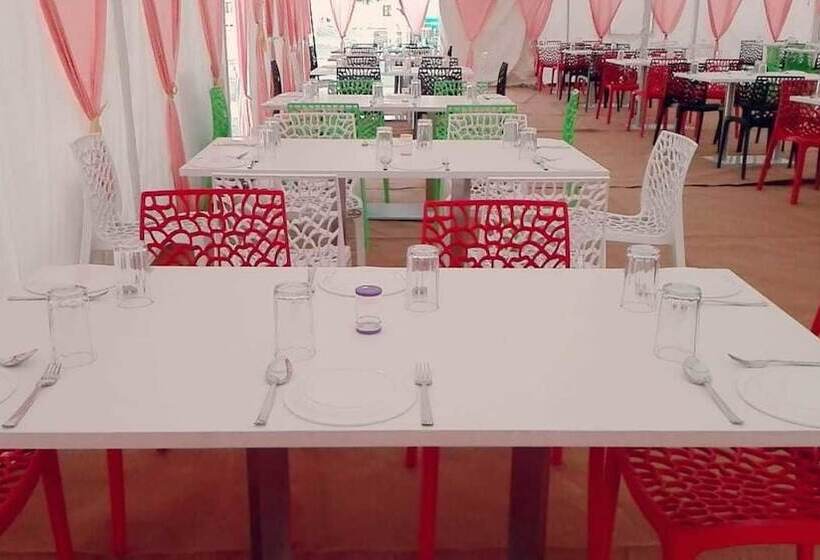 ホテル Kanj Kiri Container Tent City Kumbh