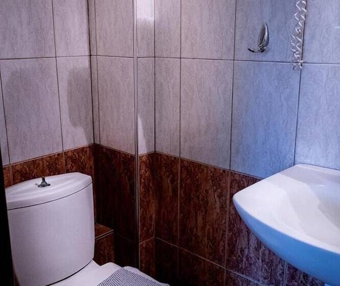 בית מלון כפרי Kipos Resort