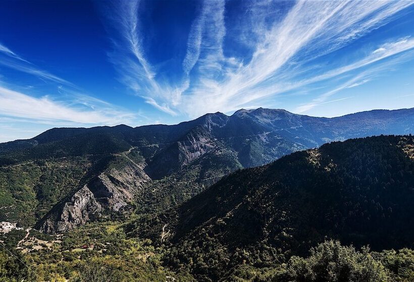 בית מלון כפרי Koutsikouris