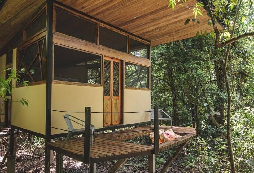 בית מלון כפרי La Manigua Lodge