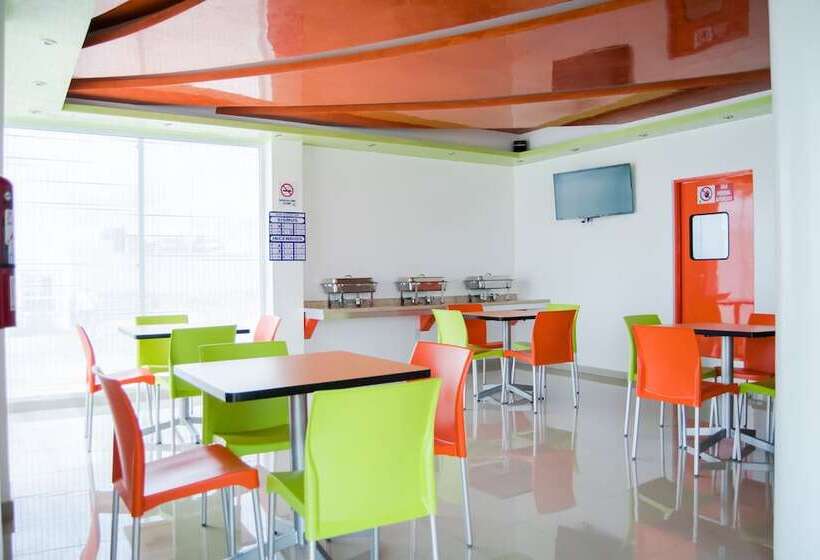 酒店 Los Pinos Express