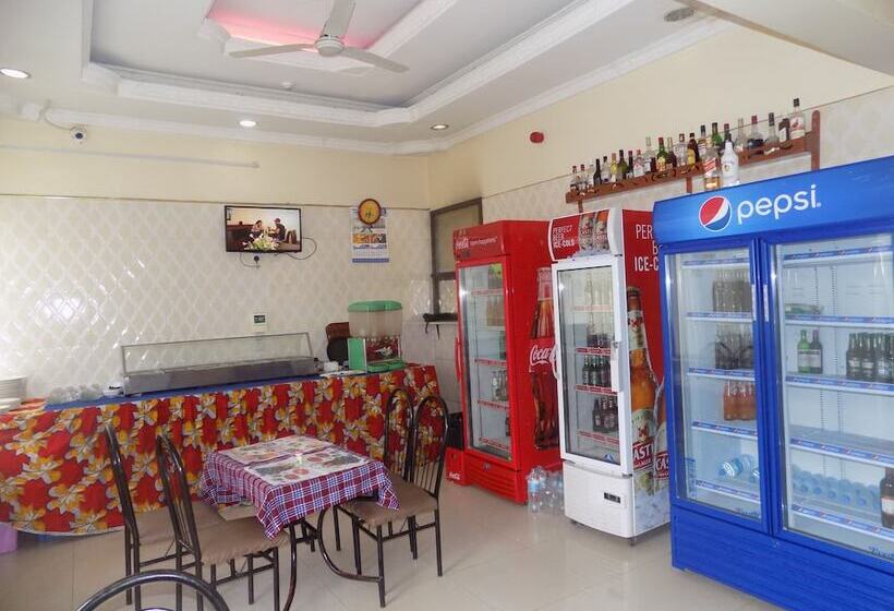 هتل Machare British