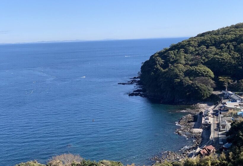 בית מלון כפרי Manazuru Marin