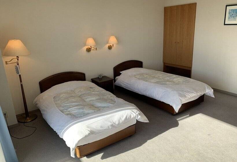 בית מלון כפרי Manazuru Marin