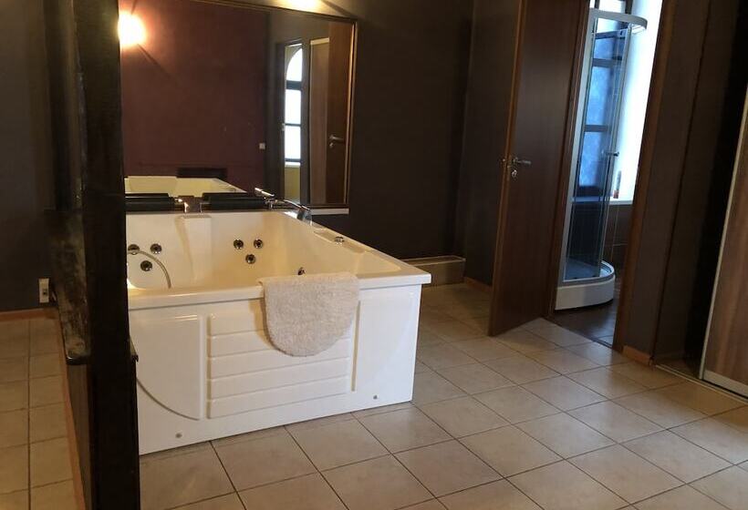 ホテル Mozhayskiy