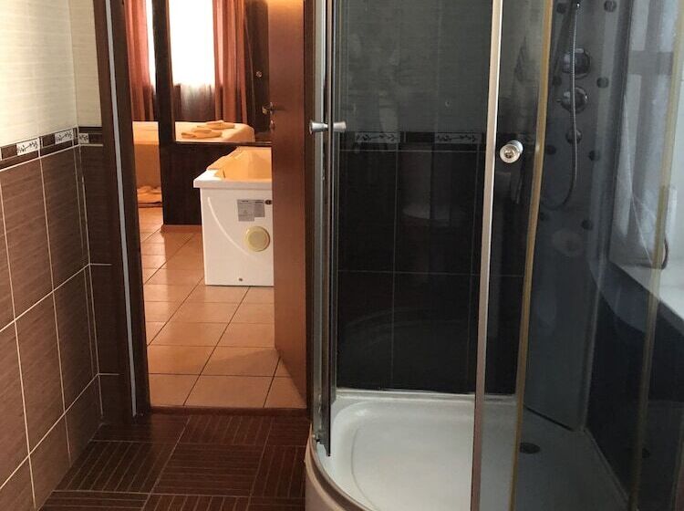 ホテル Mozhayskiy