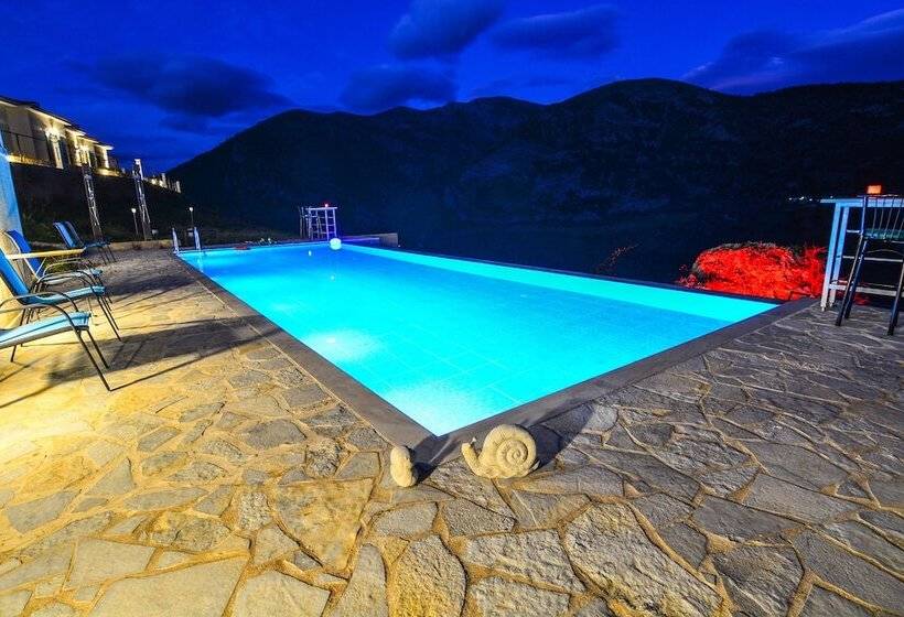 ホテル Pleiades Village