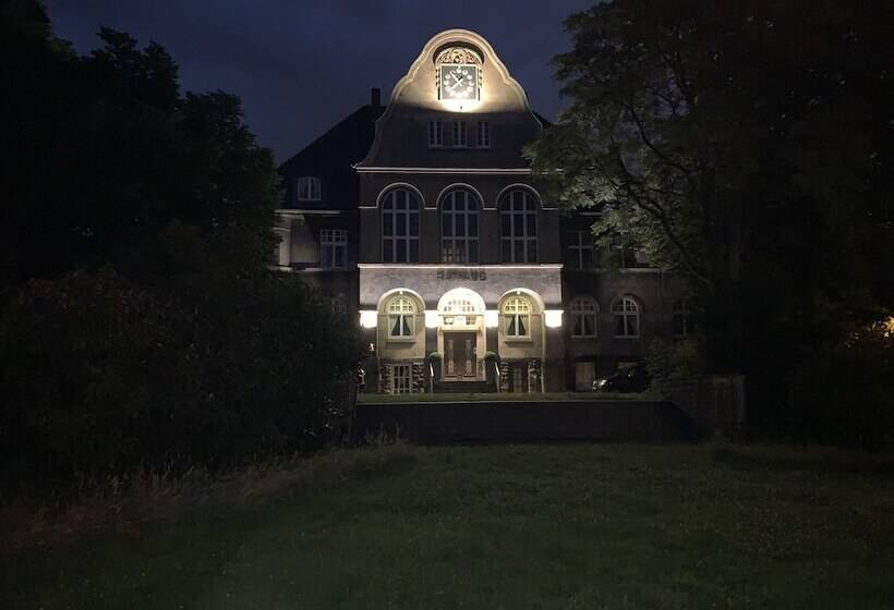 Отель Rathaus 1910