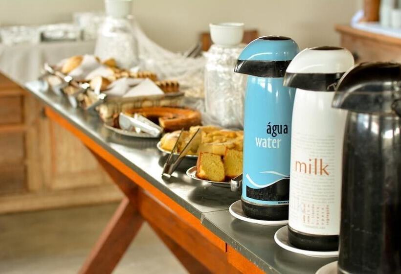 ホテル & Restaurante Parque D Anape