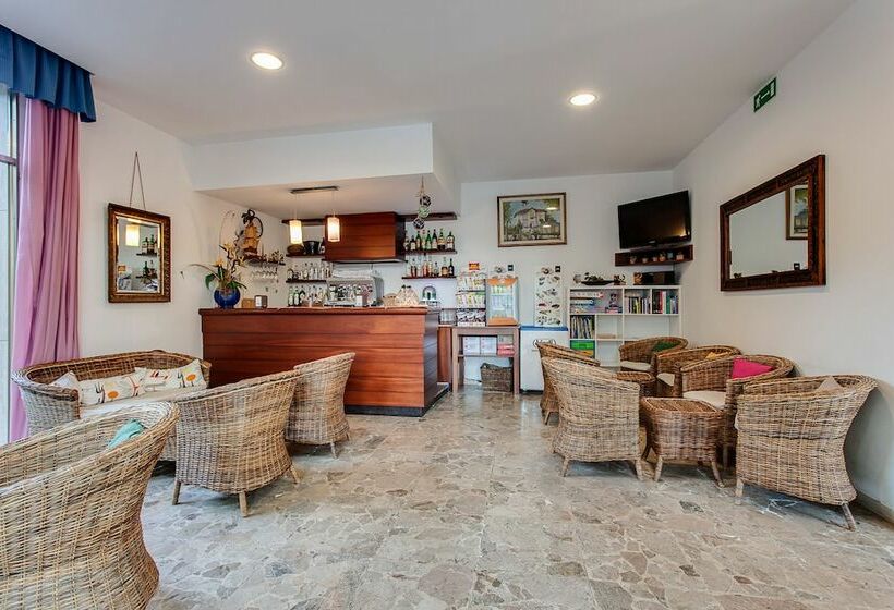 בית מלון כפרי Rosa