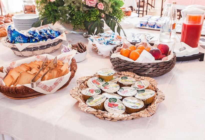 בית מלון כפרי Rosa