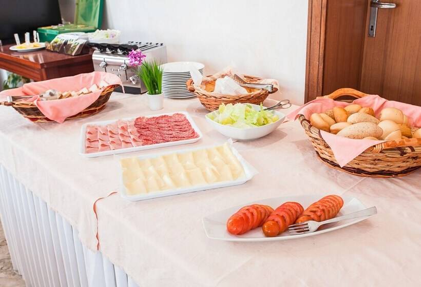 בית מלון כפרי Rosa