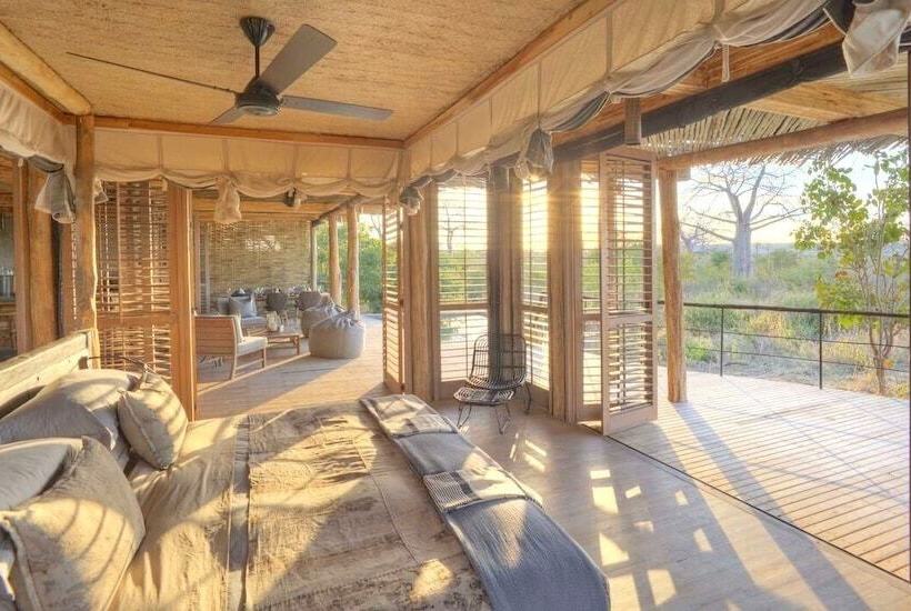 בית מלון כפרי Ruaha Dream Villa