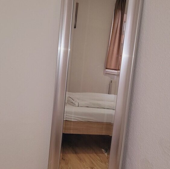 Отель Saarbrücken City Apartments