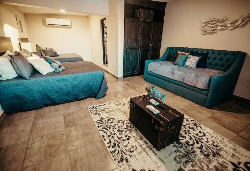 ホテル Santa Rosa