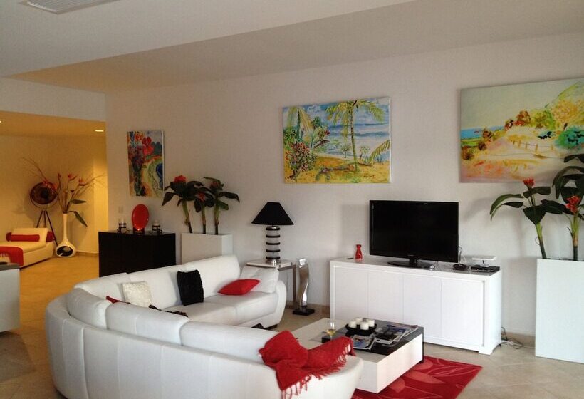 酒店 Savana At Porto Cupecoy Marina