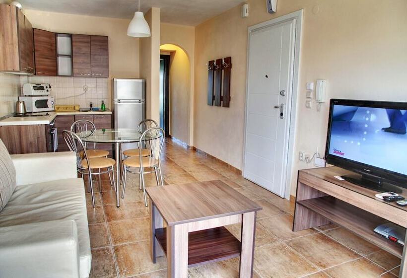 Отель Stayinn Bellevue Apartments