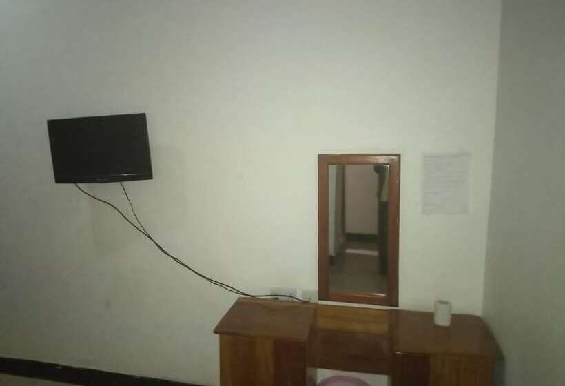 فندق Tengoz Lodge