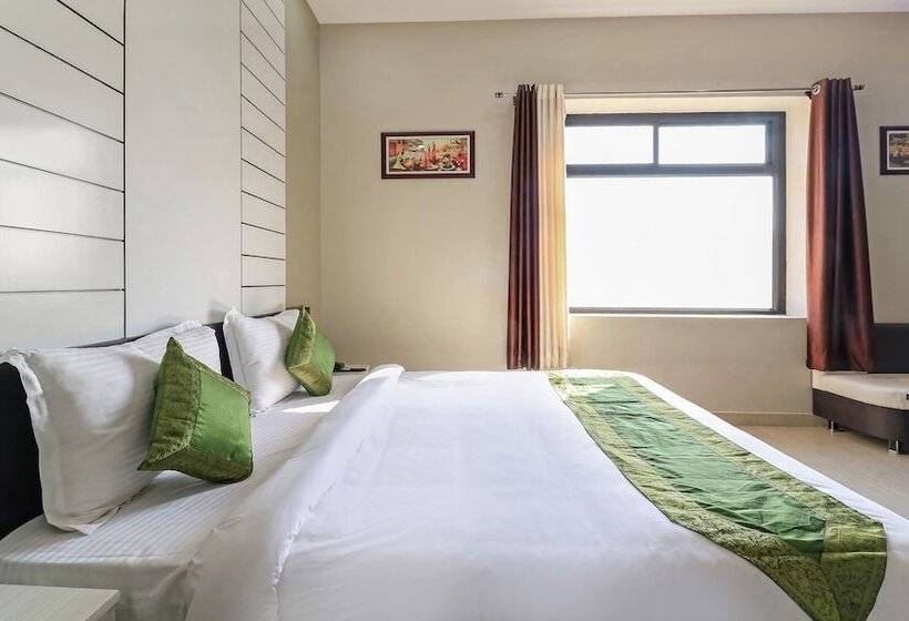 Отель Treebo Raj Garden, Near Pushkar Lake