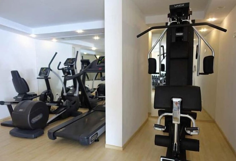 هتل Triangle Mbarara