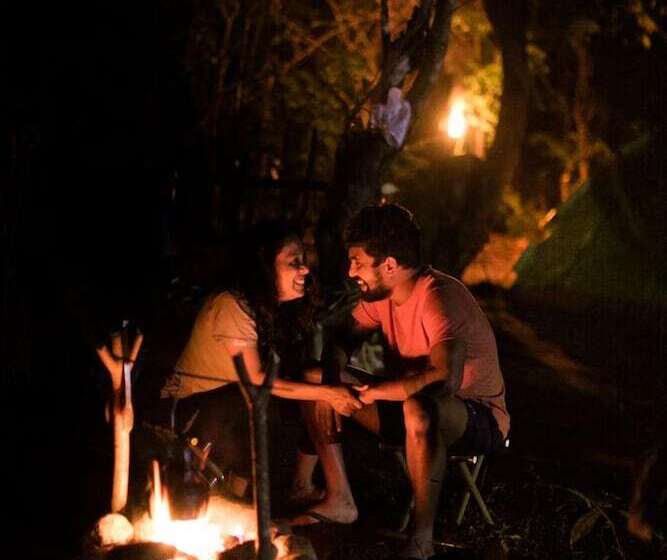 ホテル Tropicalfolks Campers Lodge