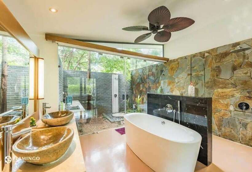 هتل Villa Cbt Flamingo Dai Lai