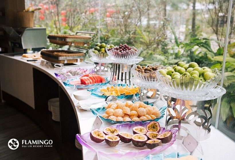 هتل Villa Cbt Flamingo Dai Lai