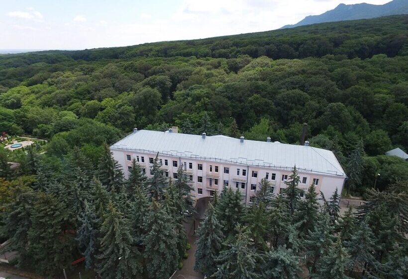 فندق Zhemchuzhina Kavkaza