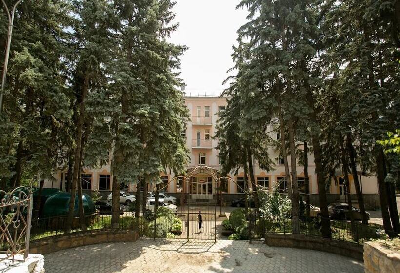 فندق Zhemchuzhina Kavkaza