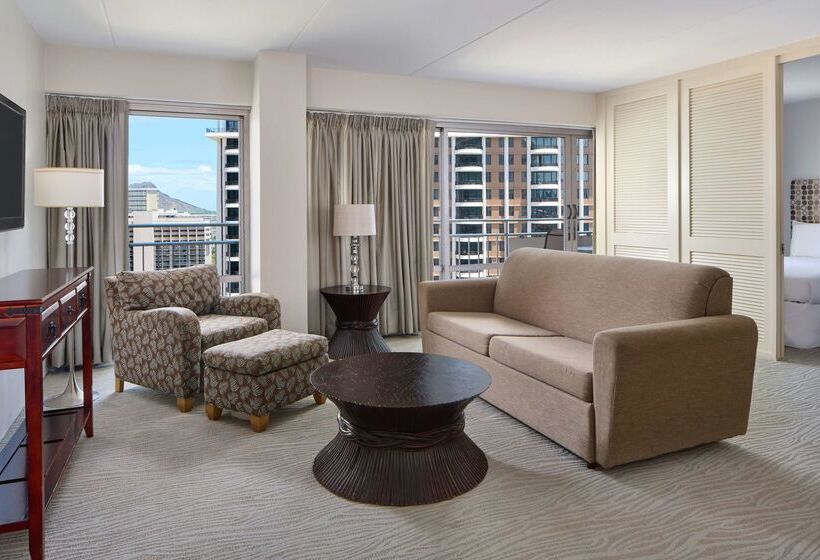 Ilikai Hotel Condo With Kitchen And Ocean View