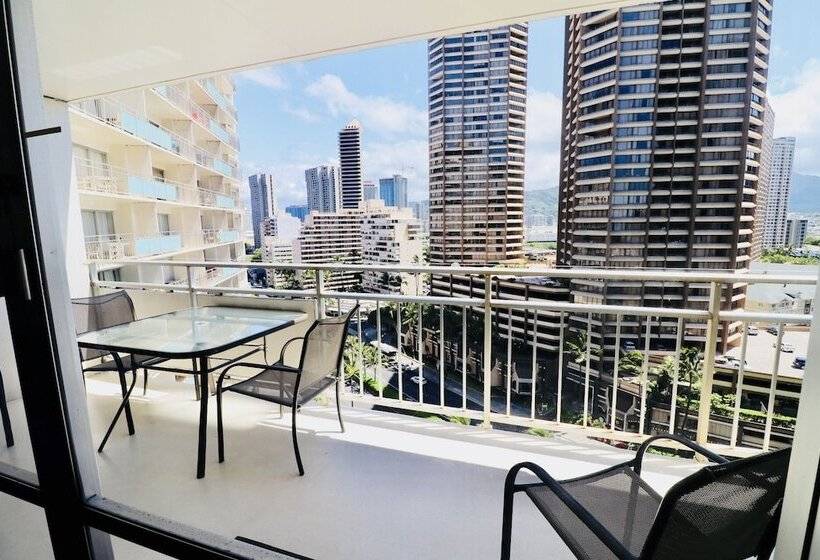 Ilikai Hotel Condo With Kitchen And Ocean View