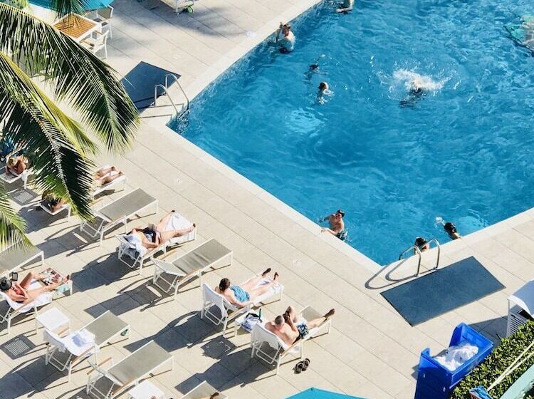 Ilikai Hotel Condo With Kitchen And Ocean View