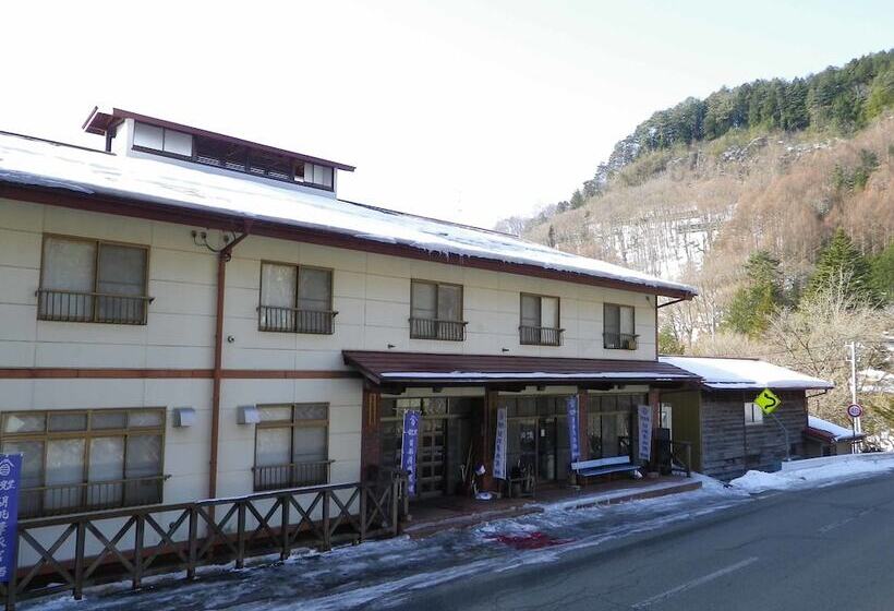 Kurumisawa Ryokan