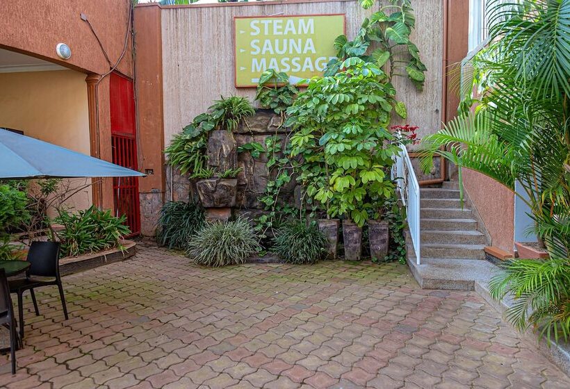 Lounge Hotel Matugga