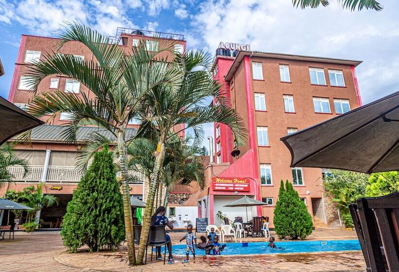 Lounge Hotel Matugga