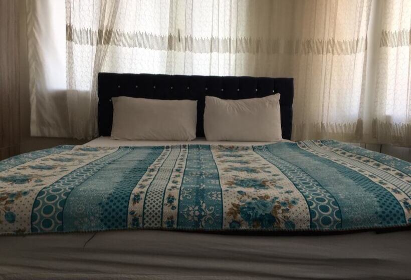 Makam Otel