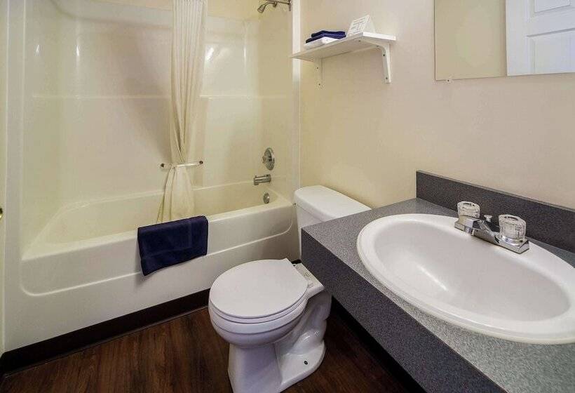 모텔 Canadas Best Value Inn Fort St. John