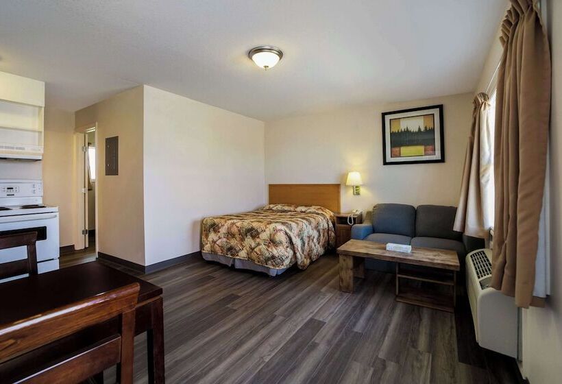 מוטל Canadas Best Value Inn Fort St. John