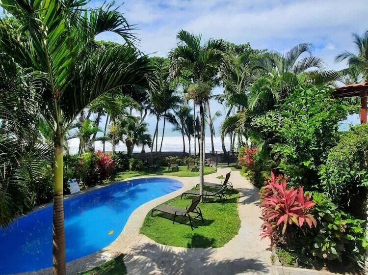 Ola Bonita Beachfront Apart