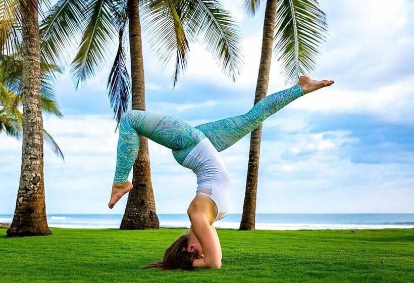 Ola Bonita Beachfront Apart