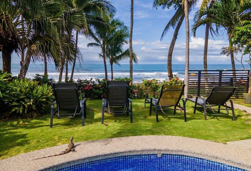 Ola Bonita Beachfront Apart