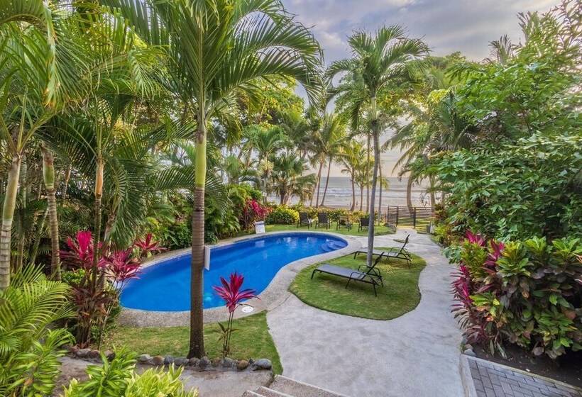 Ola Bonita Beachfront Apart