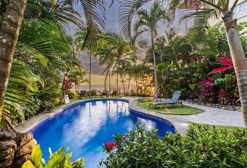 Ola Bonita Beachfront Apart