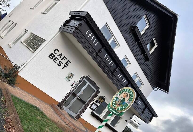 Пансион Cafe Best Gaestezimmer