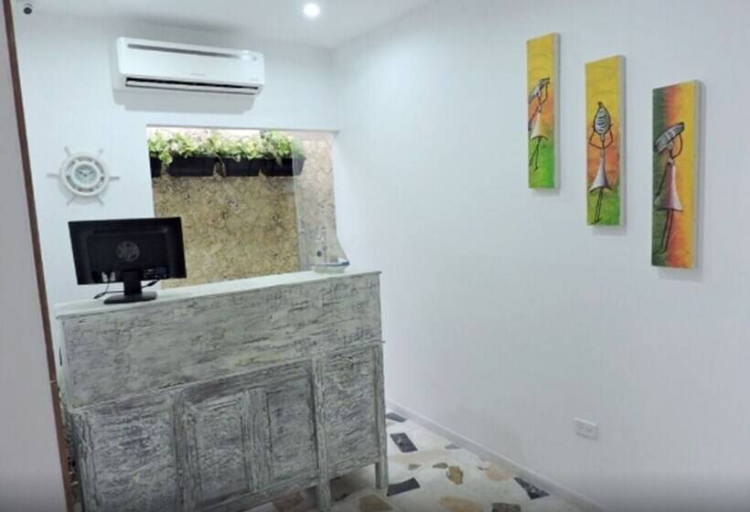 膳宿费 Isabella De Indias