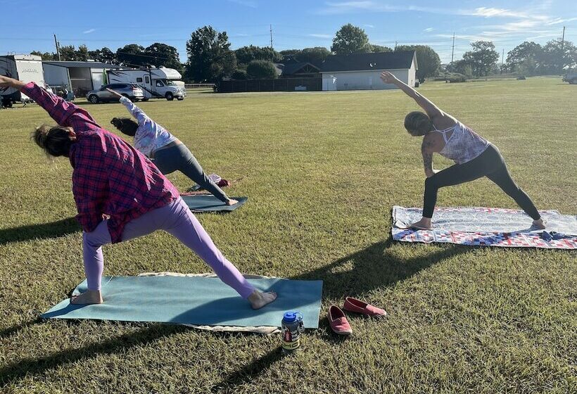 פנסיון Lone Star Lodge And Marina
